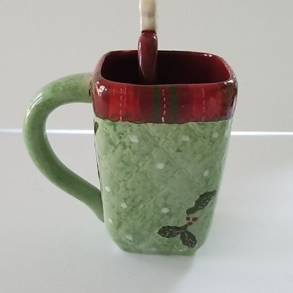 Cracker Barrel 'Christmas Quilt' Winter Mug and Spoon Set - Picture 4 of 9